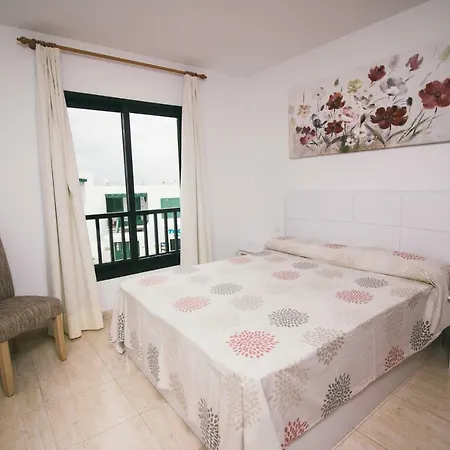 Sara 5 Apartment